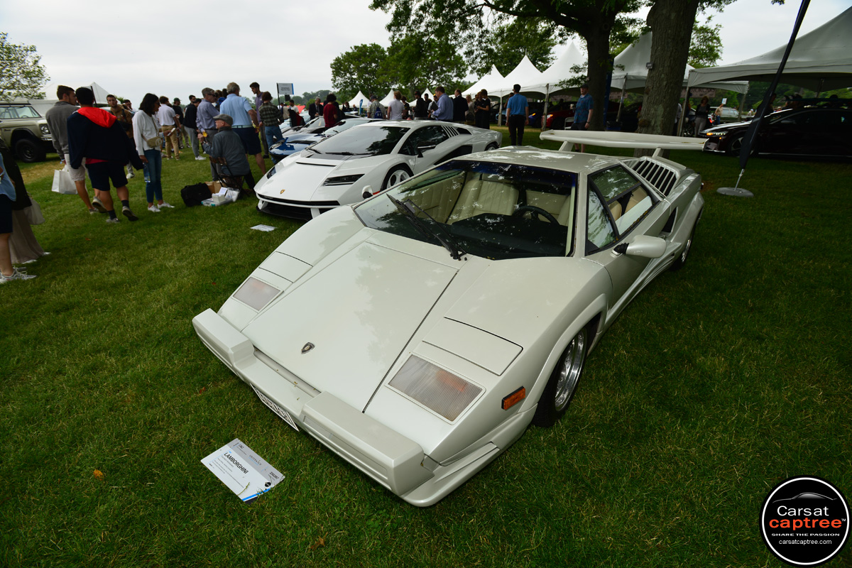 Lamborghini Countach 